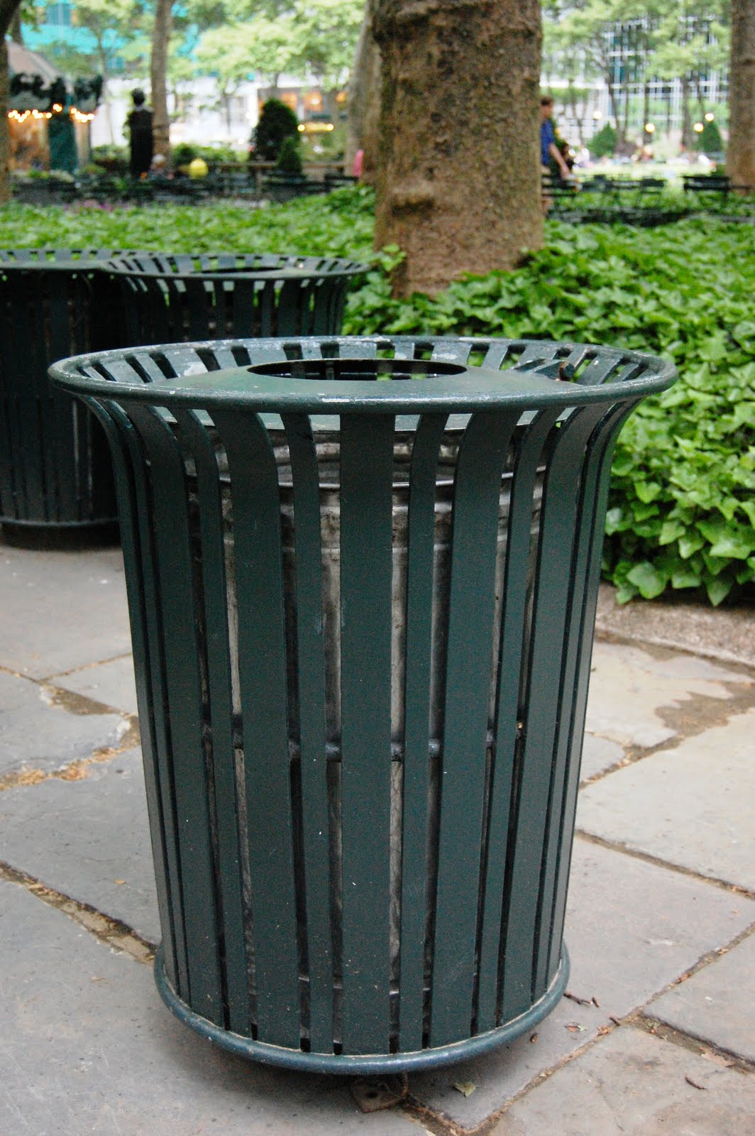 سطل زباله فلزی شهری